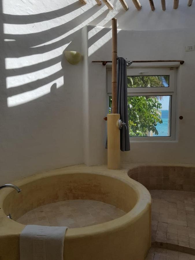 Bella Casa Privada Junto Al Mar Caribe Villa Cancun Exterior photo